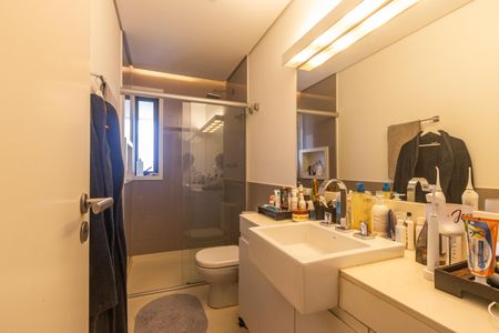 Apartamento à venda com 260m², 4 quartos e 4 vagasBanheiro Corredor