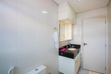 Apartamento à venda com 250m², 3 quartos e 3 vagasBanheiro social