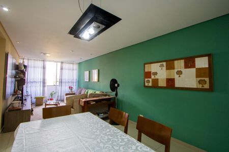 Apartamento à venda com 250m², 3 quartos e 3 vagasSala