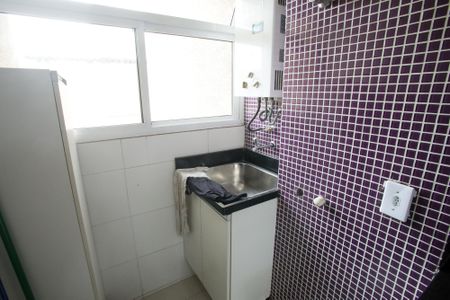 Apartamento para alugar com 74m², 3 quartos e 1 vagaÁrea de Serviço