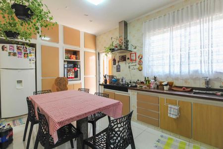 Casa para alugar com 500m², 6 quartos e 10 vagas Casa para alugar com 500m², 6 quartos e 10 vagasCozinha