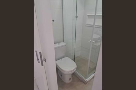 Apartamento para alugar com 55m², 2 quartos e sem vagaBanheiro