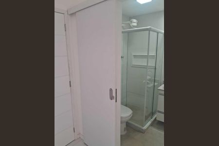 Apartamento para alugar com 55m², 2 quartos e sem vagaBanheiro