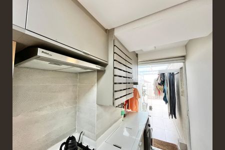 Apartamento para alugar com 106m², 2 quartos e 1 vaga Apartamento para alugar com 106m², 2 quartos e 1 vagaCozinha