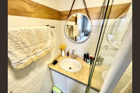 Apartamento para alugar com 106m², 2 quartos e 1 vaga Apartamento para alugar com 106m², 2 quartos e 1 vagaBanheiro