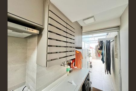 Apartamento para alugar com 106m², 2 quartos e 1 vaga Apartamento para alugar com 106m², 2 quartos e 1 vagaCozinha