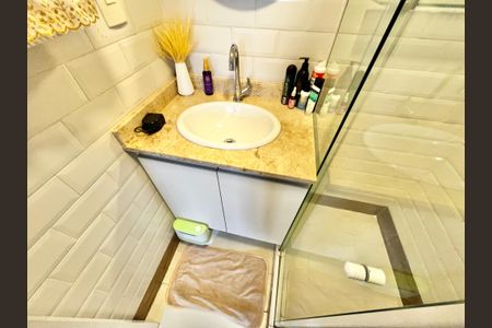 Apartamento para alugar com 106m², 2 quartos e 1 vaga Apartamento para alugar com 106m², 2 quartos e 1 vagaBanheiro