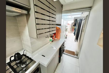 Apartamento para alugar com 106m², 2 quartos e 1 vaga Apartamento para alugar com 106m², 2 quartos e 1 vagaCozinha e Área de Serviço