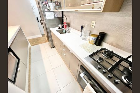 Apartamento para alugar com 106m², 2 quartos e 1 vaga Apartamento para alugar com 106m², 2 quartos e 1 vagaCozinha