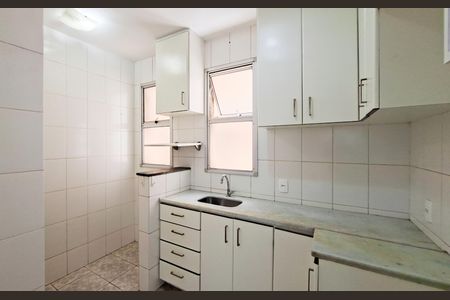 Apartamento para alugar com 61m², 2 quartos e 1 vaga Apartamento para alugar com 61m², 2 quartos e 1 vagaCozinha e Área de Serviço