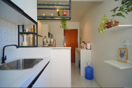 Apartamento à venda com 67m², 2 quartos e 1 vagaÁrea de Serviço