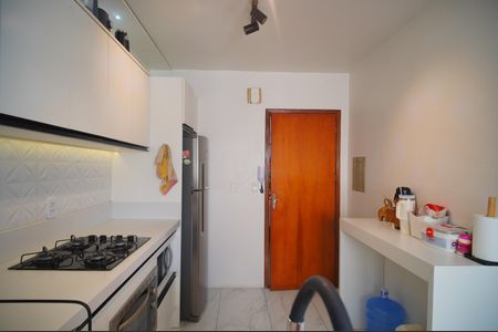 Apartamento à venda com 67m², 2 quartos e 1 vagaCozinha