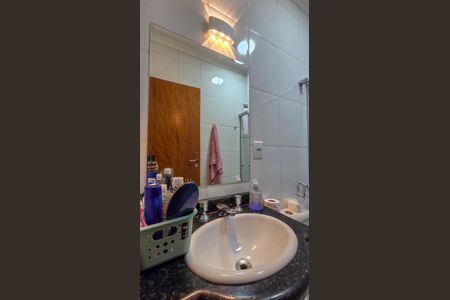 Casa para alugar com 110m², 3 quartos e 2 vagasBanheiro 2