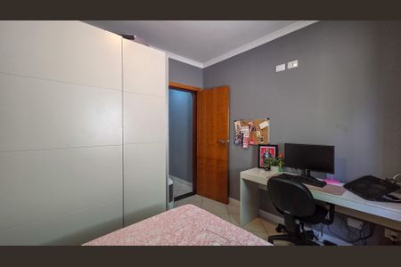 Casa para alugar com 110m², 3 quartos e 2 vagasQuarto 1