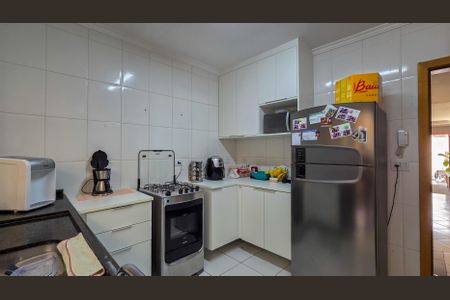 Cozinha  de casa para alugar com 3 quartos, 110m² em Vila Isa, São Paulo