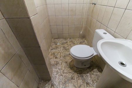 Casa à venda com 125m², 4 quartos e 2 vagasBanheiro 4