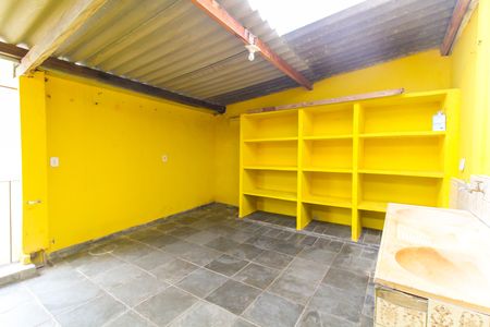 Casa à venda com 125m², 4 quartos e 2 vagasLavanderia