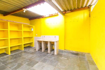 Casa à venda com 125m², 4 quartos e 2 vagasLavanderia