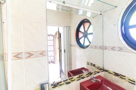 Casa à venda com 125m², 4 quartos e 2 vagasBanheiro da Suíte