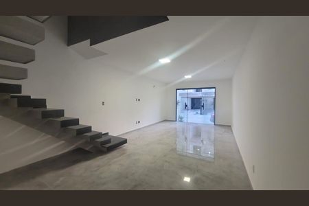Casa de Condomínio à venda com 3 quartos, 160m² em Vargem Pequena, Rio de Janeiro