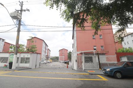 Apartamento para alugar com 49m², 2 quartos e 1 vagaFachada e portaria