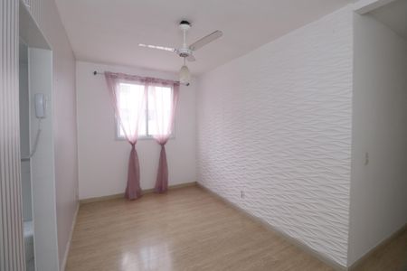 Sala de apartamento para alugar com 2 quartos, 49m² em Parque Erasmo Assunção, Santo André
