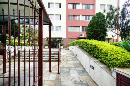 Apartamento para alugar com 78m², 3 quartos e sem vagaRampa de acesso