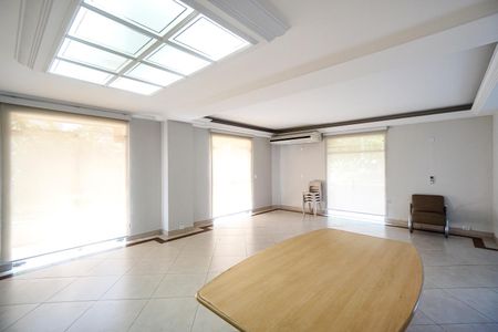 Apartamento para alugar com 78m², 3 quartos e sem vagaSalão de festas