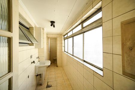 Apartamento para alugar com 78m², 3 quartos e sem vagaÁrea de serviço