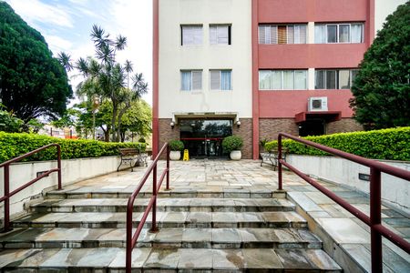 Apartamento para alugar com 78m², 3 quartos e sem vagaEntrada