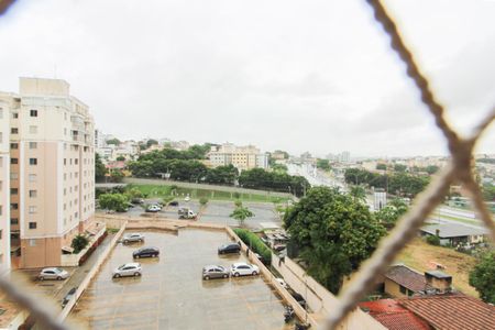 Vista da Suíte de apartamento para alugar com 3 quartos, 75m² em Planalto, Belo Horizonte