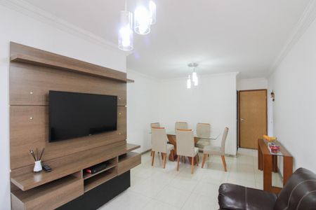 Apartamento para alugar com 75m², 3 quartos e 2 vagasSala