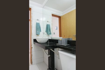 Apartamento para alugar com 75m², 3 quartos e 2 vagasBanheiro Social
