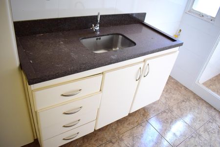 Apartamento para alugar com 64m², 2 quartos e 1 vagaCozinha - Armários