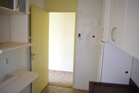 Apartamento para alugar com 64m², 2 quartos e 1 vagaCozinha - Armários