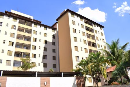 Apartamento para alugar com 64m², 2 quartos e 1 vagaFachada do bloco