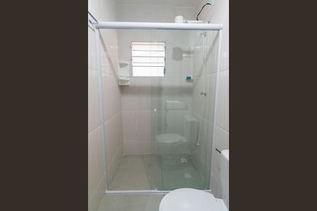 Casa para alugar com 80m², 2 quartos e 1 vaga Casa para alugar com 80m², 2 quartos e 1 vagaBanheiro Social