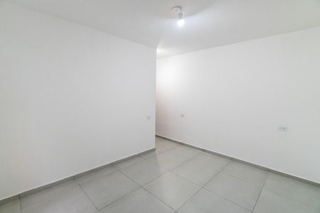 Casa para alugar com 80m², 2 quartos e 1 vaga Casa para alugar com 80m², 2 quartos e 1 vagaSuite