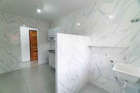 Casa para alugar com 80m², 2 quartos e 1 vaga Casa para alugar com 80m², 2 quartos e 1 vagaLavanderia