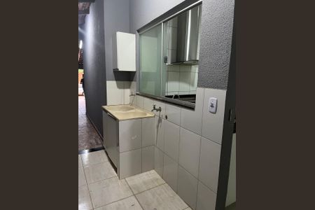 Área de serviço de casa para alugar com 2 quartos, 125m² em Loteamento Alphaville Residencial, Goiânia