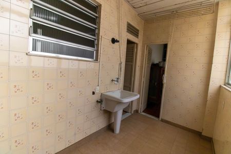 Apartamento para alugar com 120m², 3 quartos e sem vagaÁrea de Serviço