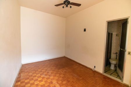 Apartamento para alugar com 120m², 3 quartos e sem vagaSuíte 