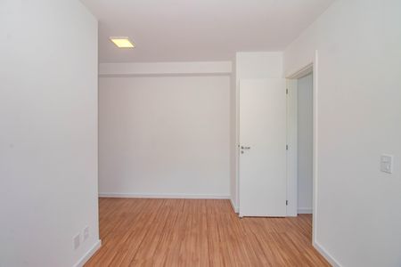 Suíte de apartamento à venda com 2 quartos, 65m² em Jardim Carvalho, Porto Alegre