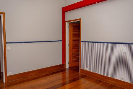 Casa de condomínio para alugar com 640m², 5 quartos e 6 vagas Casa de condomínio para alugar com 640m², 5 quartos e 6 vagasSuite 2