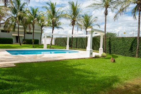 Casa de condomínio para alugar com 640m², 5 quartos e 6 vagas Casa de condomínio para alugar com 640m², 5 quartos e 6 vagasJardim e Piscina