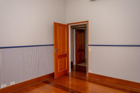 Casa de condomínio para alugar com 640m², 5 quartos e 6 vagas Casa de condomínio para alugar com 640m², 5 quartos e 6 vagasSuite 2