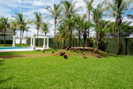 Casa de condomínio para alugar com 640m², 5 quartos e 6 vagas Casa de condomínio para alugar com 640m², 5 quartos e 6 vagasJardim e Piscina