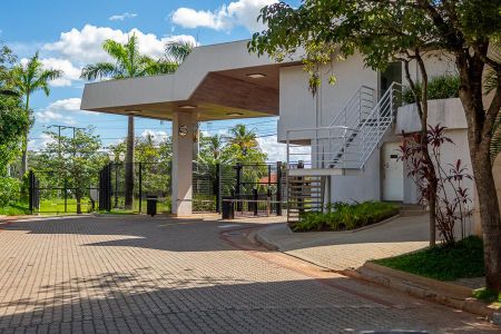 Casa de condomínio para alugar com 640m², 5 quartos e 6 vagas Casa de condomínio para alugar com 640m², 5 quartos e 6 vagasPortaria
