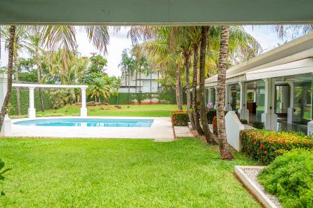 Casa de condomínio para alugar com 640m², 5 quartos e 6 vagas Casa de condomínio para alugar com 640m², 5 quartos e 6 vagasVista Suite 2