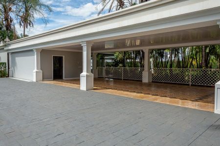Casa de condomínio para alugar com 640m², 5 quartos e 6 vagas Casa de condomínio para alugar com 640m², 5 quartos e 6 vagasGaragem